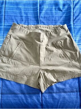 Athleta Women's Green Active Stretch Shorts